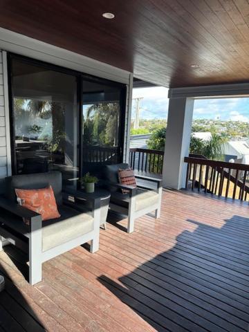 Seaside Serenity 4br Modern Auckland