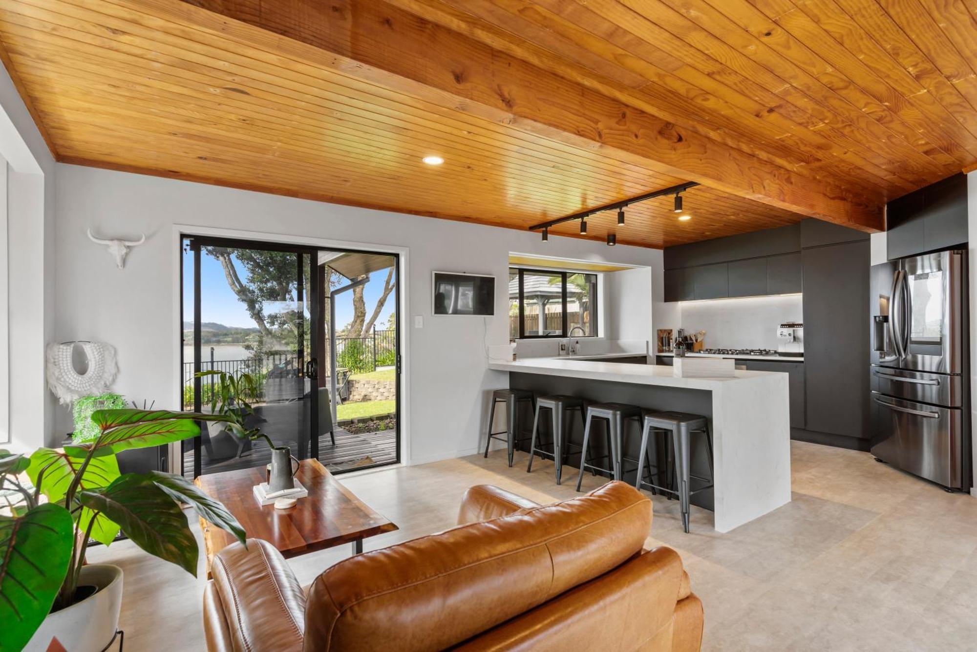 Seaside Serenity 4br Modern *